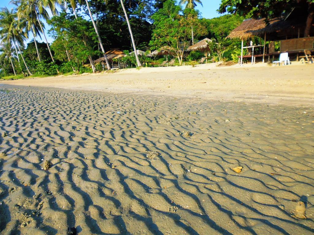 Tapik Beach Park Guest House El Nido Eksteriør bilde